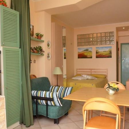 タオルミーナDepandance Casa Andreaアパートメント エクステリア 写真